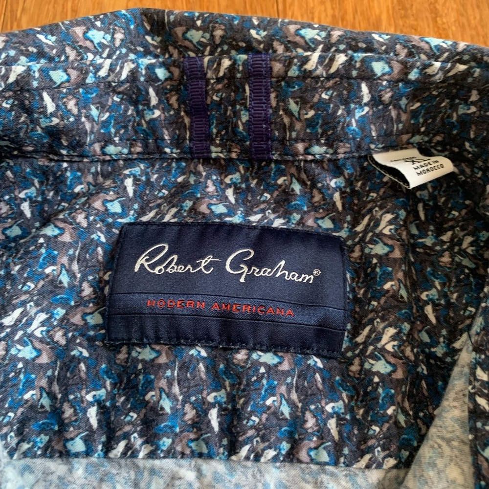 Robert Graham Button Up - Picture 2 of 5